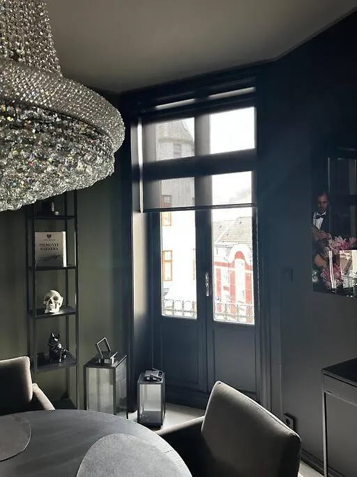 Apartmán Ralekker Byleilighet. Solrik Balkong Bergen